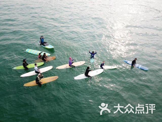 废弃洞穴逃生