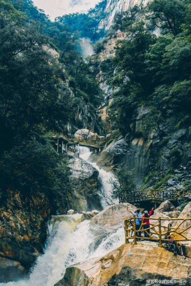 逃离遗弃的建筑3