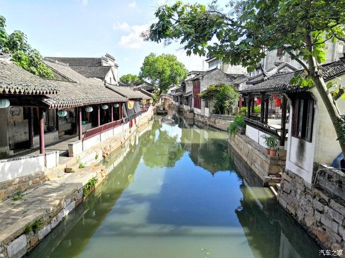 海南省政协委员王丽媛：脚踏实地，结出“甜蜜果”